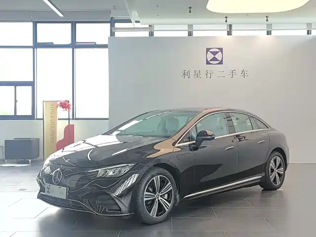 Mercedes-Benz EQE 500 4MATIC, Авангард