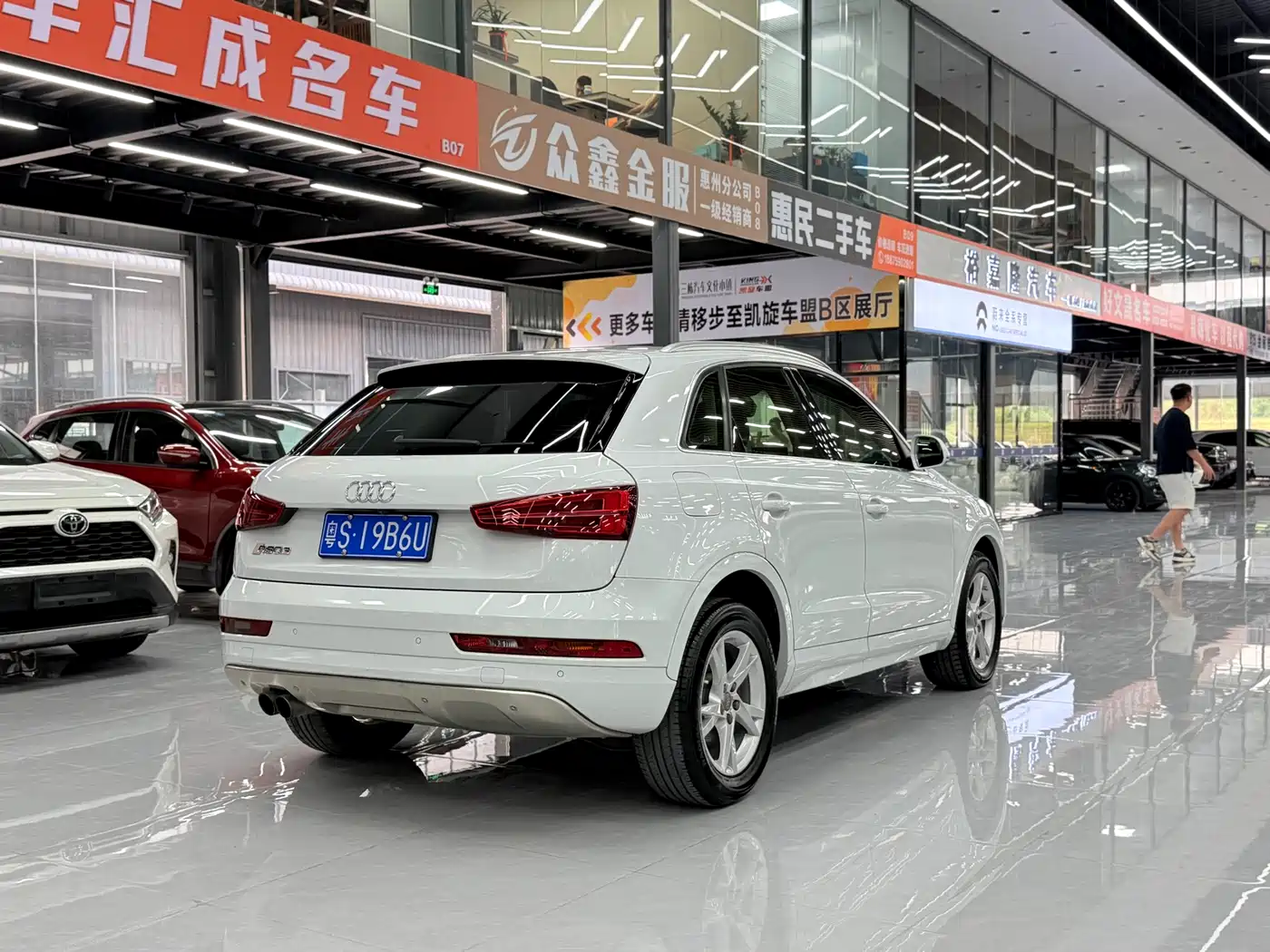 Audi Q3 2016 35 TFSI Fashion фото 9