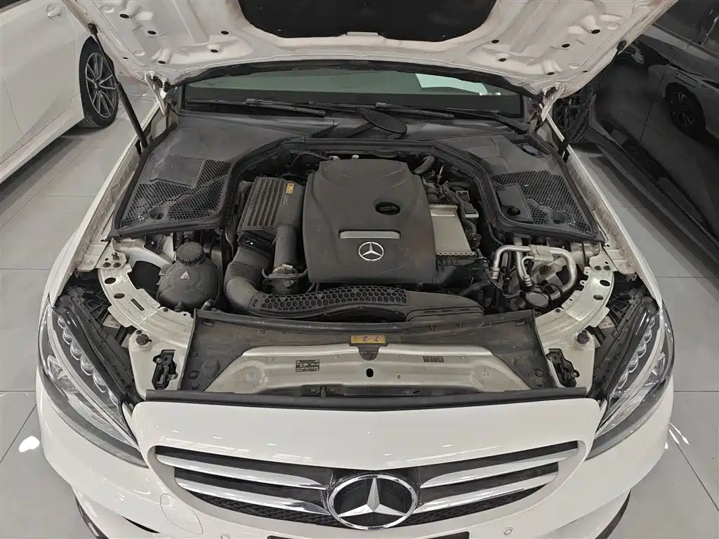 Mercedes-Benz C-Class 2017 C 200 Sport фото 20
