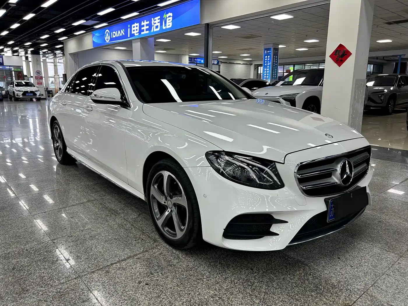 Mercedes-Benz E-Class 2017 E 200 L 4MATIC фото 2