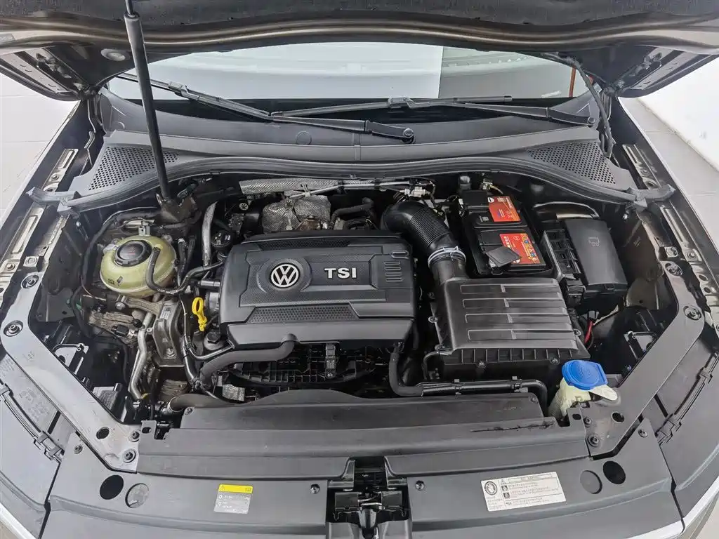 Volkswagen Tiguan L 2017 380TSI Automatic 4WD Ultimate Flagship Edition фото 6