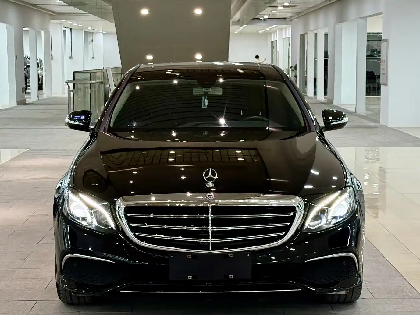 Mercedes-Benz E-Class 2019 Facelift E 300 L Sport Fashion фото 2