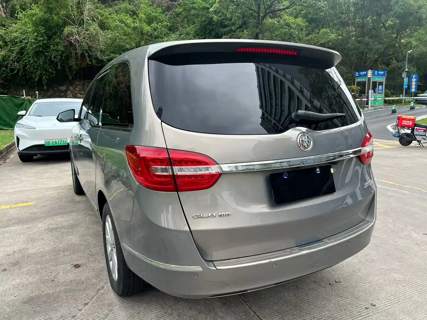 Buick GL8 2018 28T Luxury Model China VI фото 7