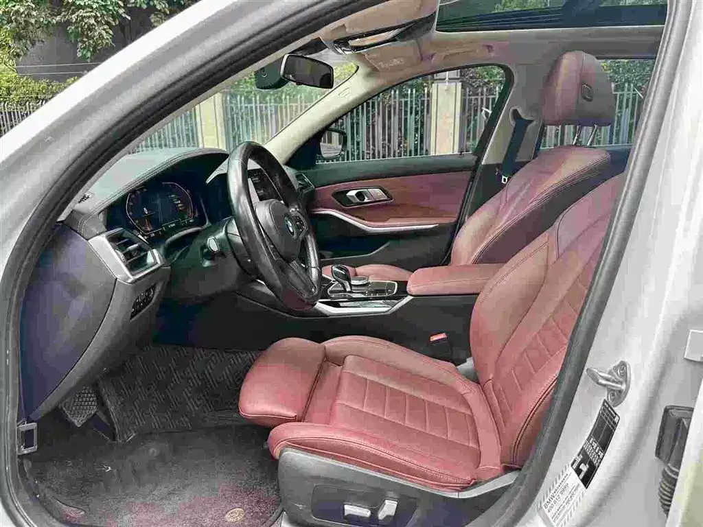 BMW 3 Series 2021 320Li M Sport Package фото 5