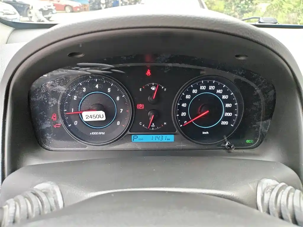 Chevrolet Captiva 2014 2.4L 2WD Urban 7-seater фото 4