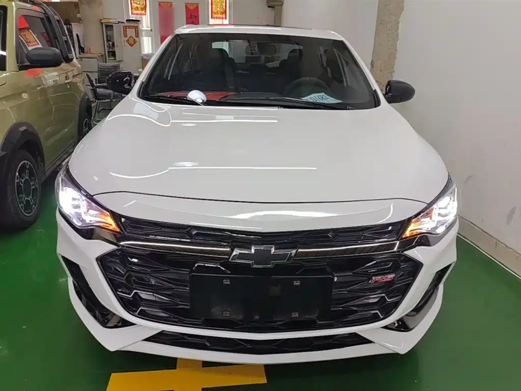 Chevrolet Monza 2022 Mild Hybrid RS 330T Automatic Comfort Edition фото 3
