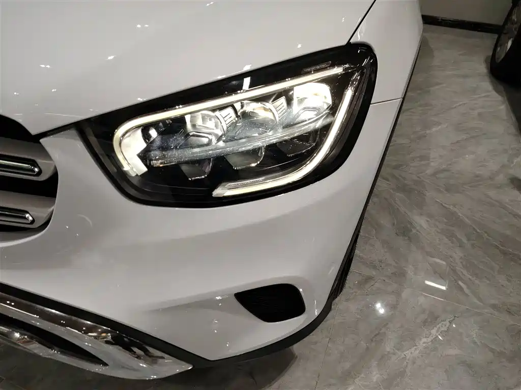 Mercedes-Benz GLC 2021 GLC 260 L 4MATIC Sporty фото 18