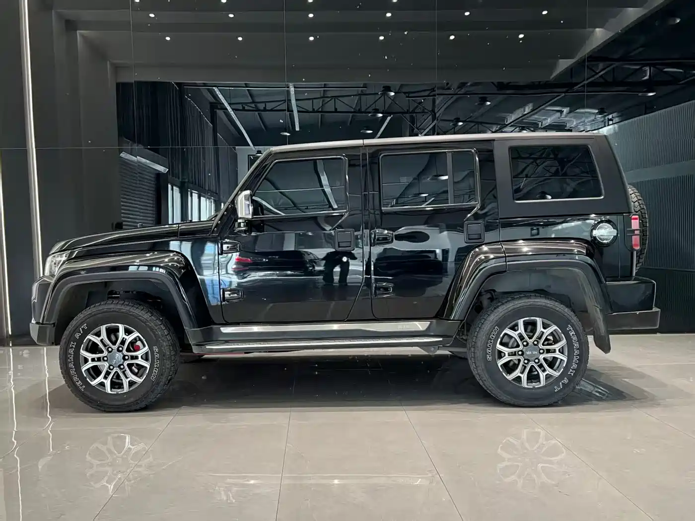 BAIC ORV Beijing Offroad BJ40 2020 2.0T Automatic AWD Urban Hunter Edition Hero Type фото 4