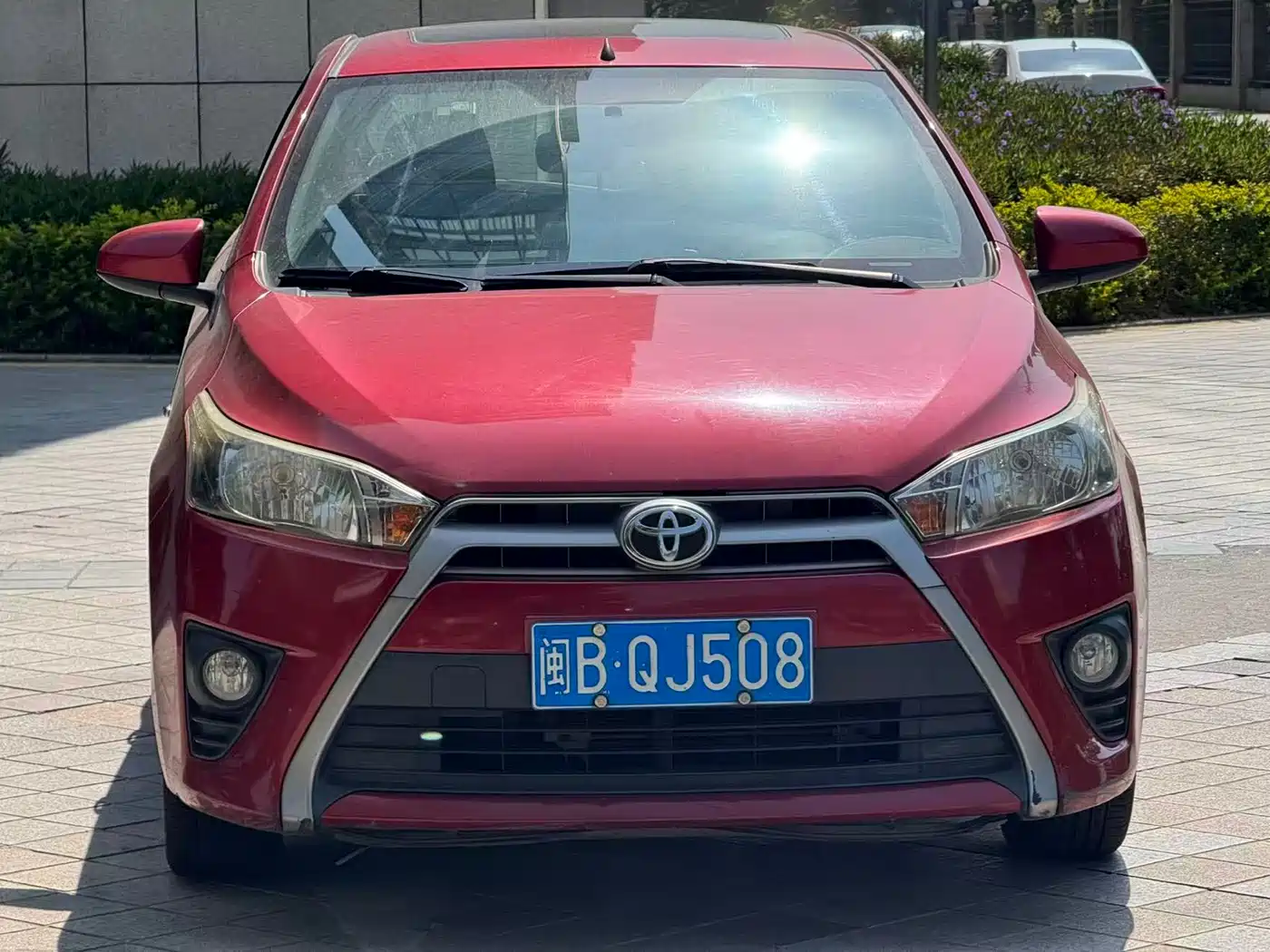 Toyota YARiS L Zhi Xuan 2015 1.5G Auto Sunroof Special Edition фото 2