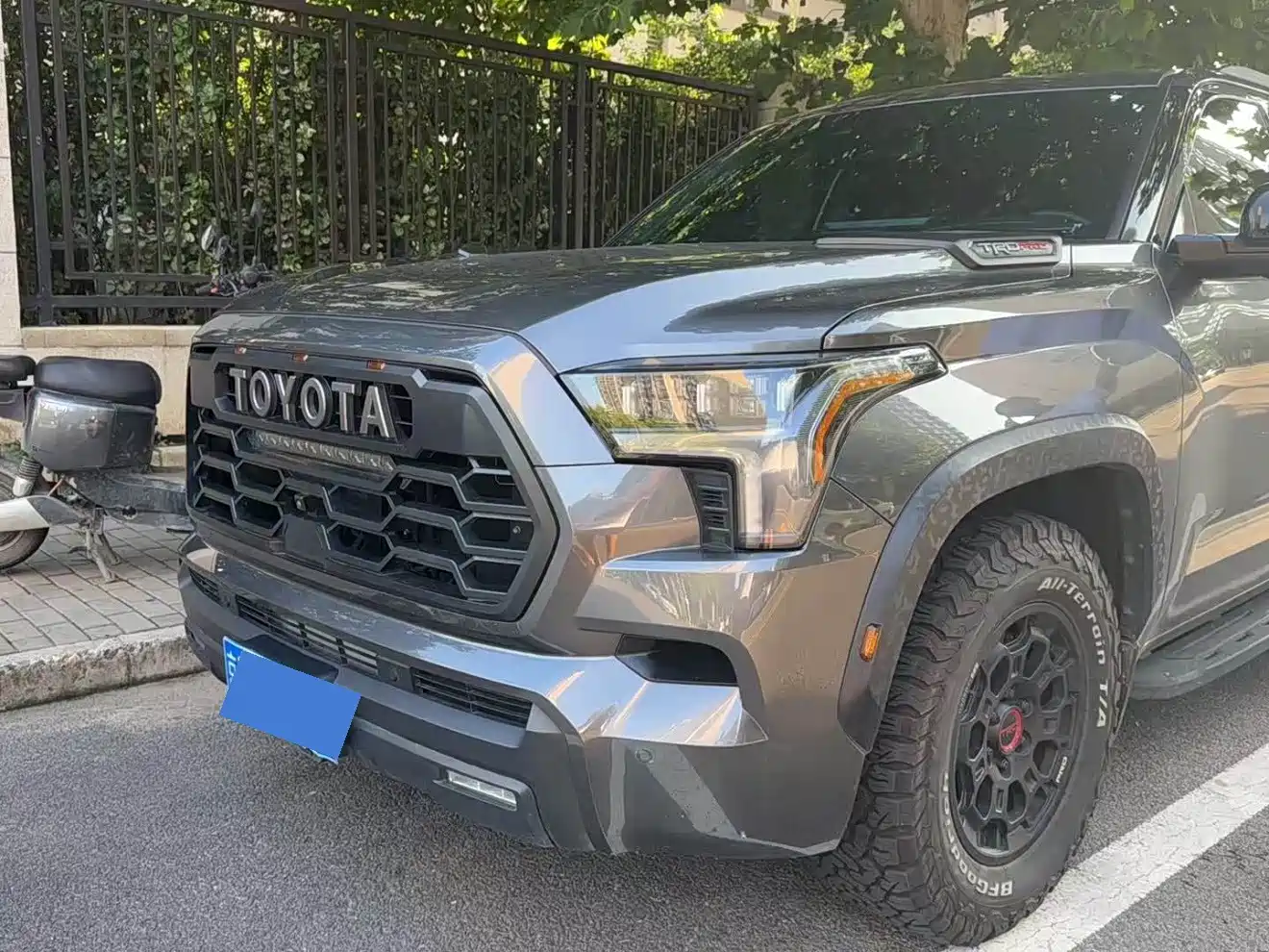 Toyota Sequoia 2024 2023 TRD Pro