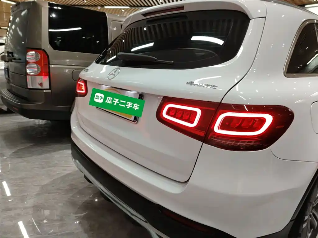 Mercedes-Benz GLC 2021 GLC 260 L 4MATIC Sporty фото 4