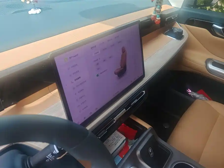 GAC TRUMPCHI E8 NEW ENERGY