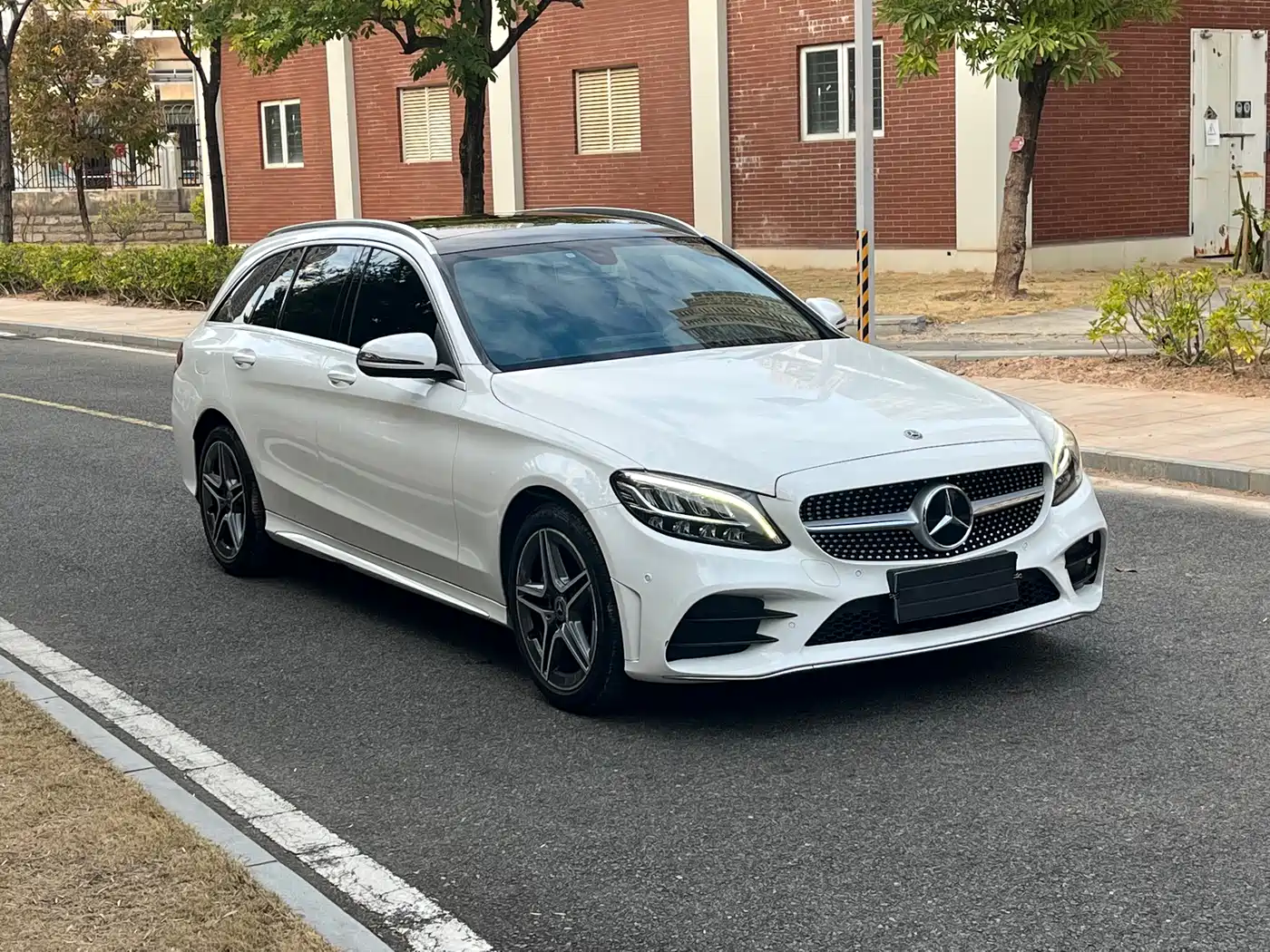 Mercedes-Benz C-Class (Import) 2019 C 260 Estate фото 3