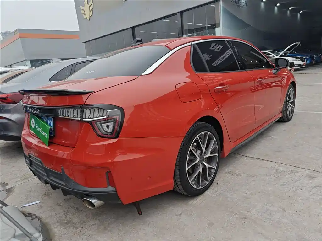 Lynk & Co 03 2018 1.5TD DCT Power Pro Version China V фото 7