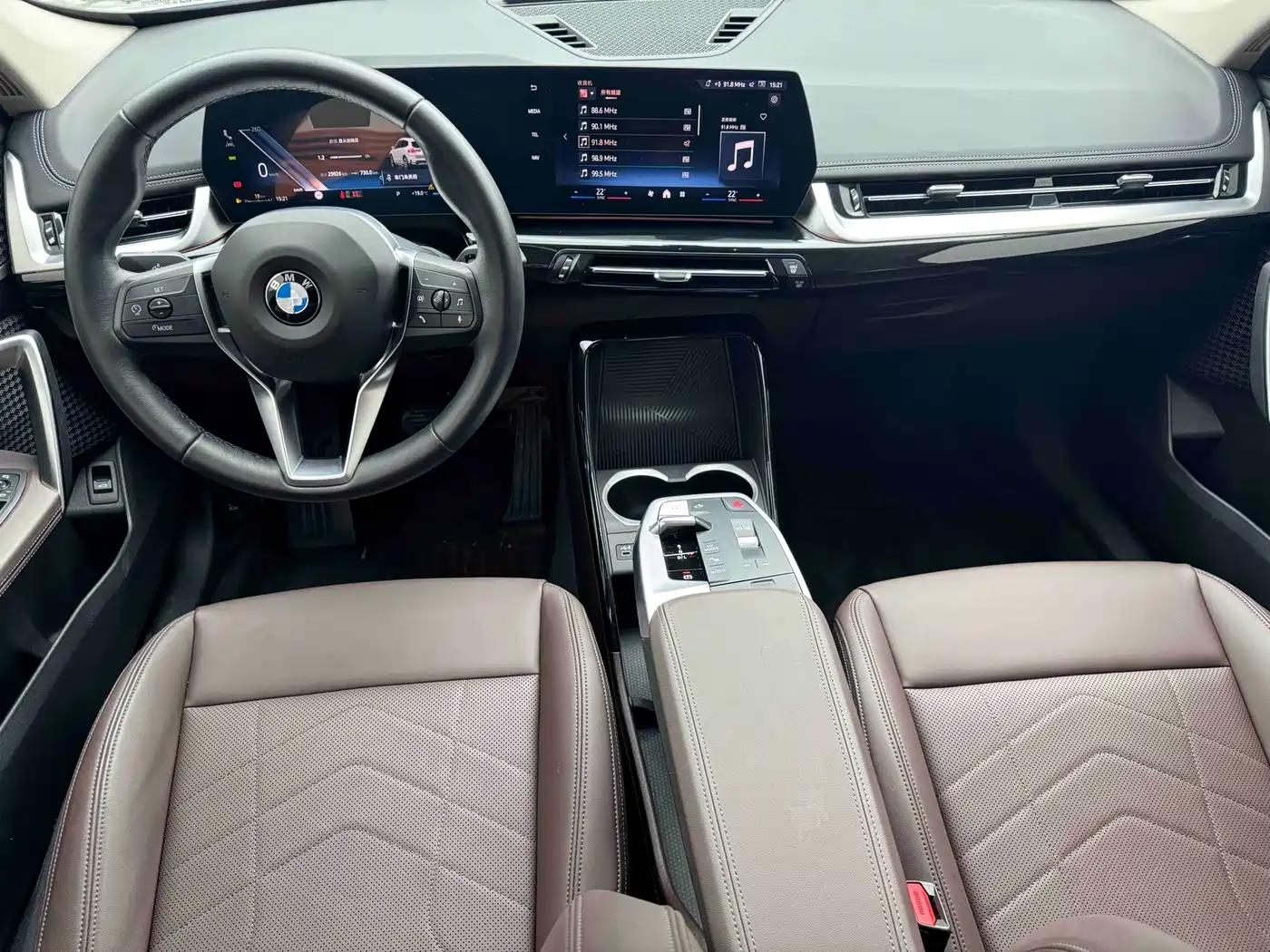 BMW X1 2023 sDrive20Li X Design Package фото 8