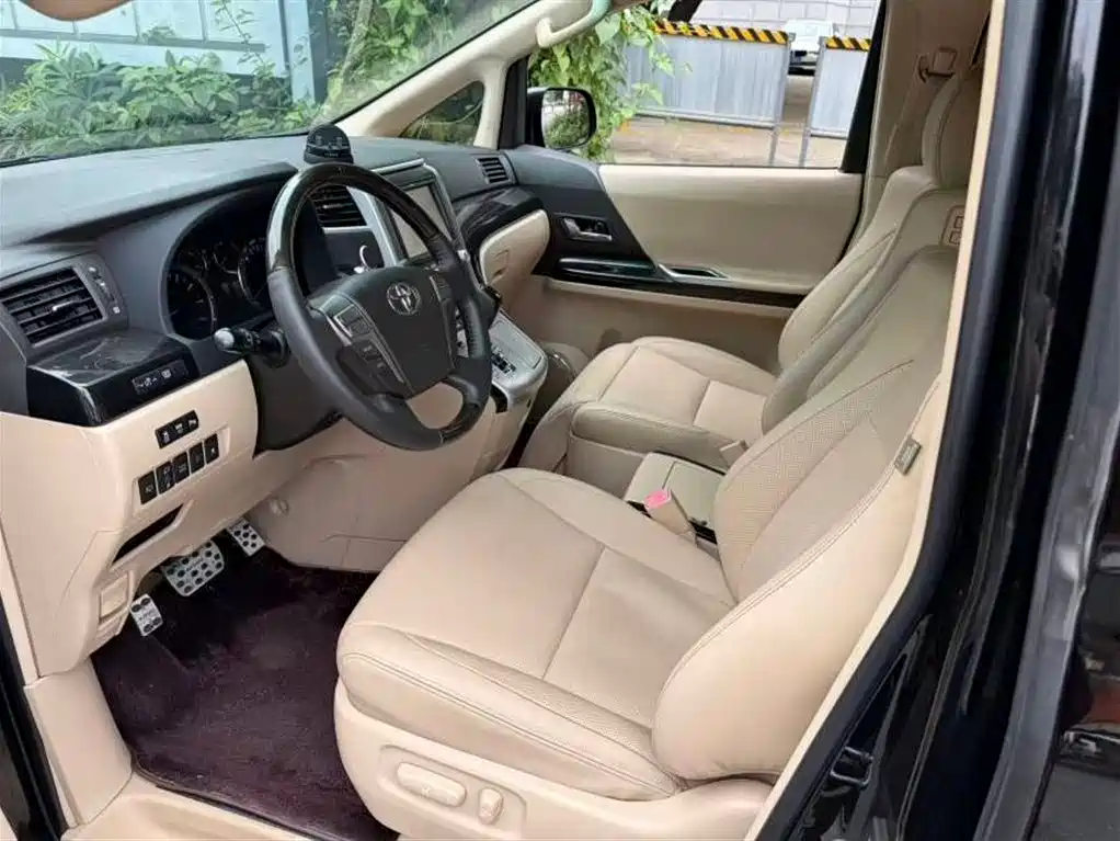 Toyota Alphard 2012 3.5L Luxury Edition фото 5