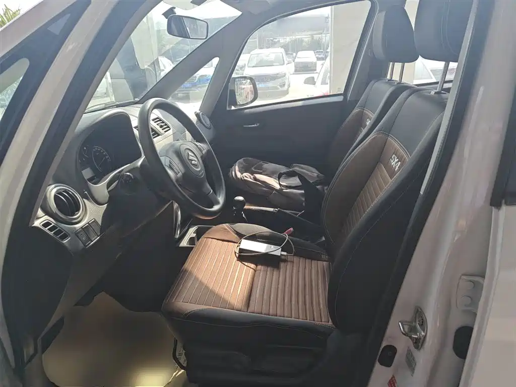 Suzuki SX4 2017 2016 1.6L Manual Classic