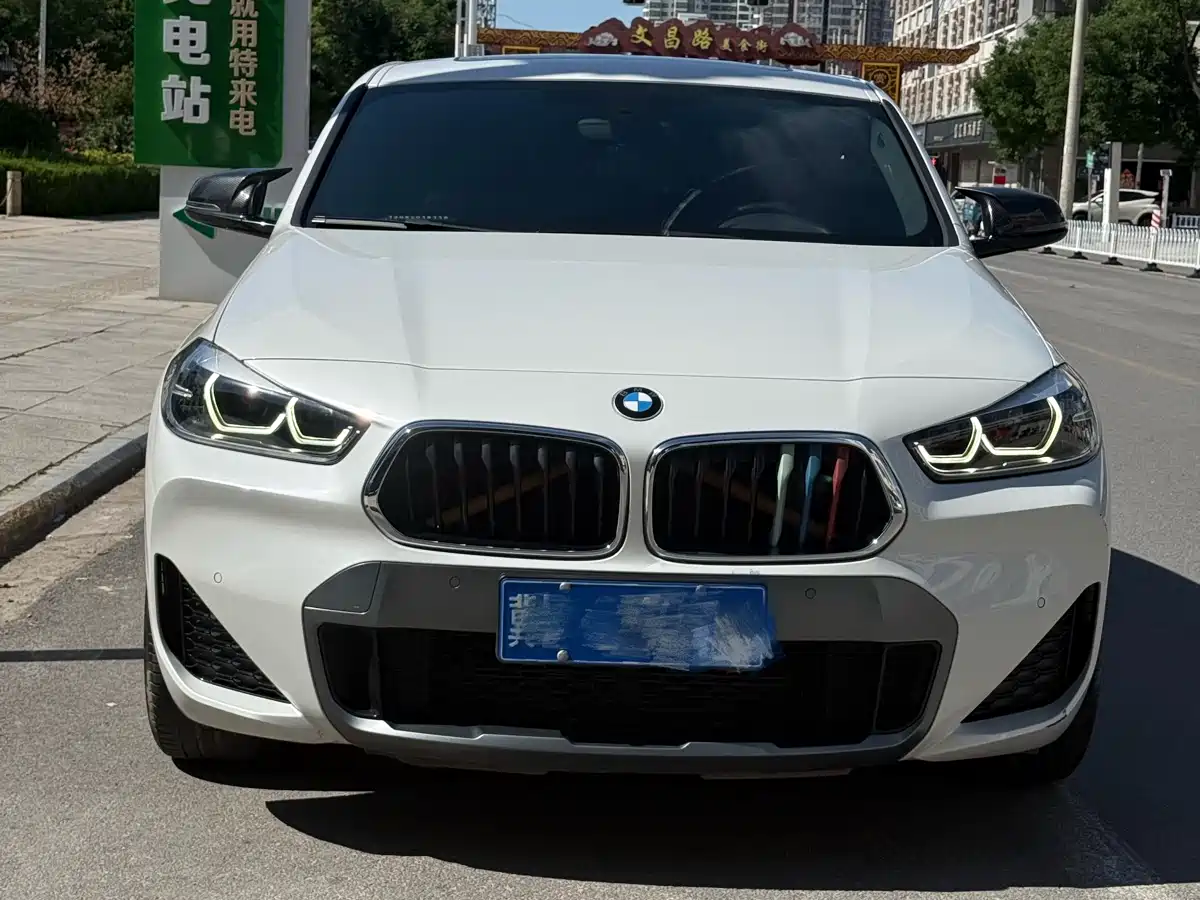 BMW X2 2020 sDrive25i Leading M Off-Road Package фото 3