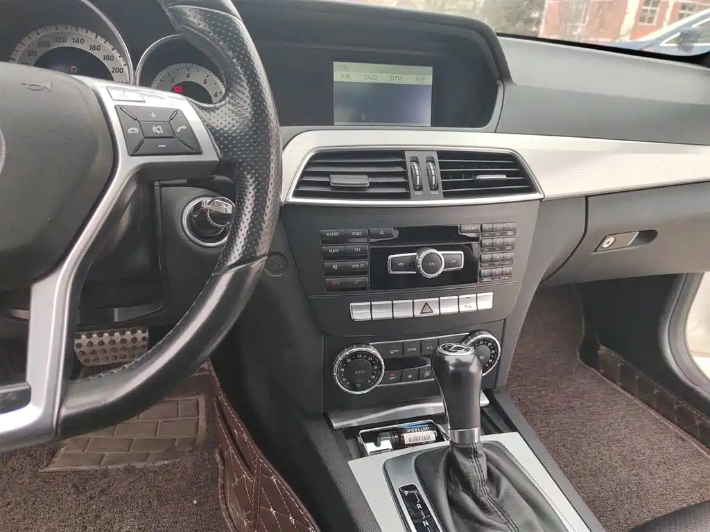 Mercedes-Benz C-Class (Import) 2013 C 180 Coupe фото 9