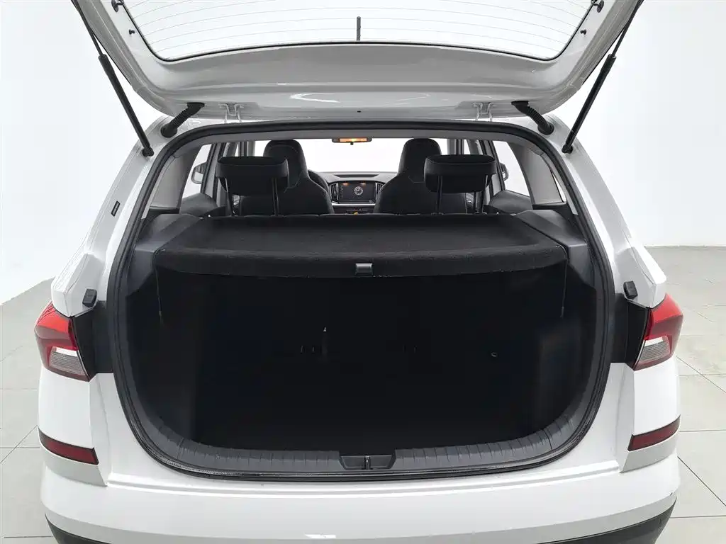 Škoda Kamiq 2021 1.5L Auto Comfort Edition фото 16