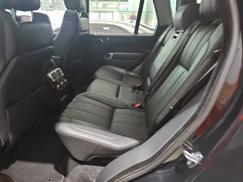 Land Rover Range Rover 2015 3.0 SC V6 Vogue фото 4