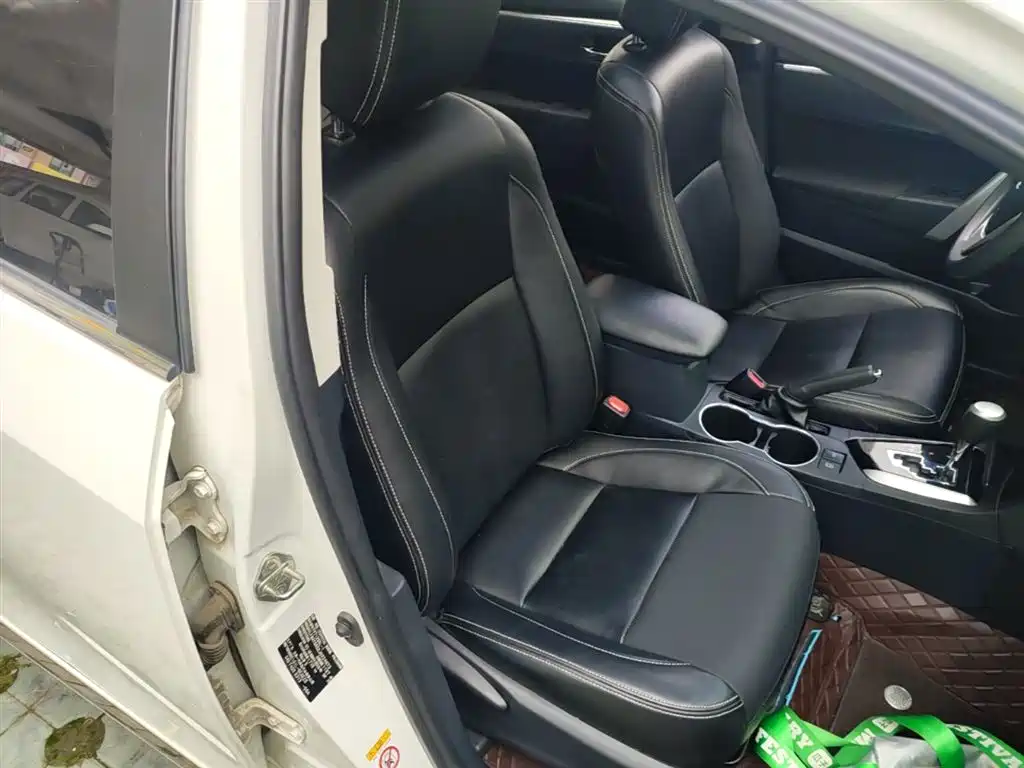 Toyota Corolla 2017 Facelift 1.2T S-CVT GL-i фото 25