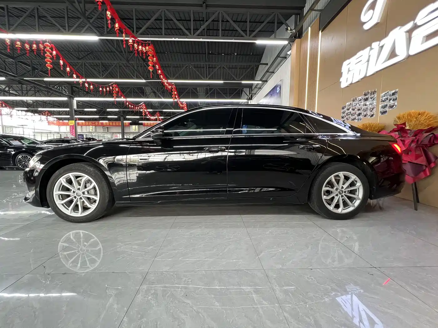 Audi A6L 2019 40 TFSI Luxury Elegance фото 17