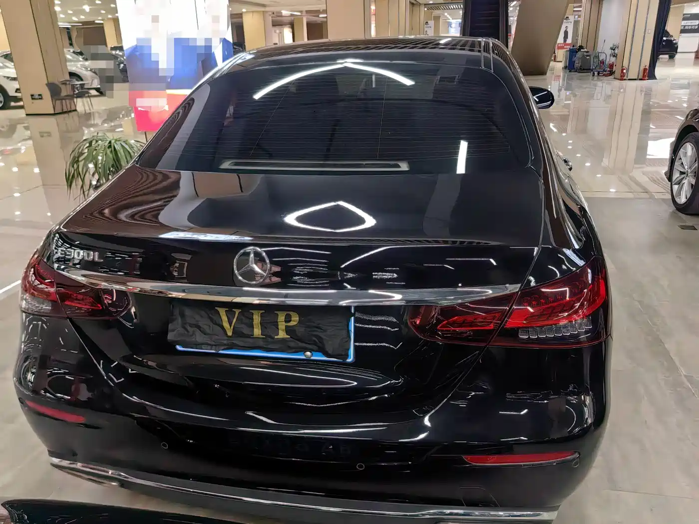 Mercedes-Benz E-Class 2022 E 260 L фото 9