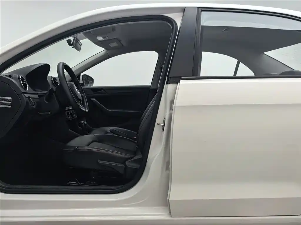 Volkswagen Jetta 2017 1.5L Automatic Fashion фото 10