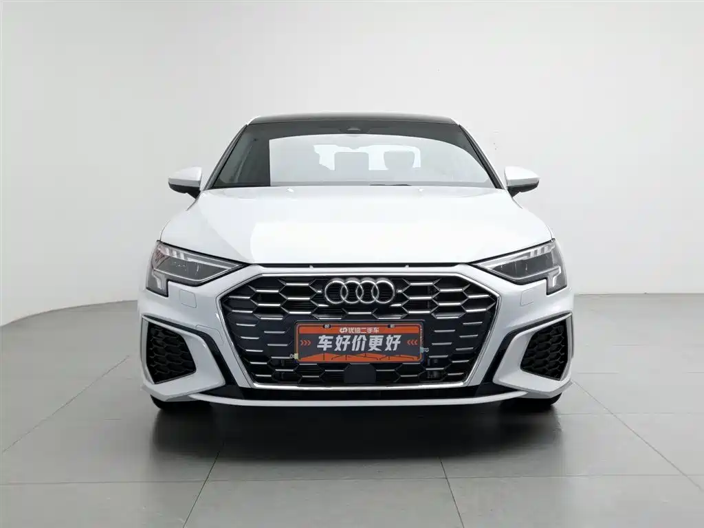 Audi A3 2024 Model A3L Limousine 35 TFSI Fashion Sport фото 3