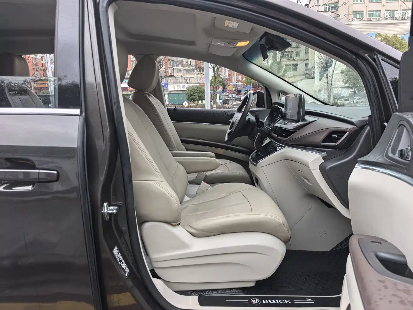 Buick GL8 2022 Land Business Class 652T Comfort фото 7