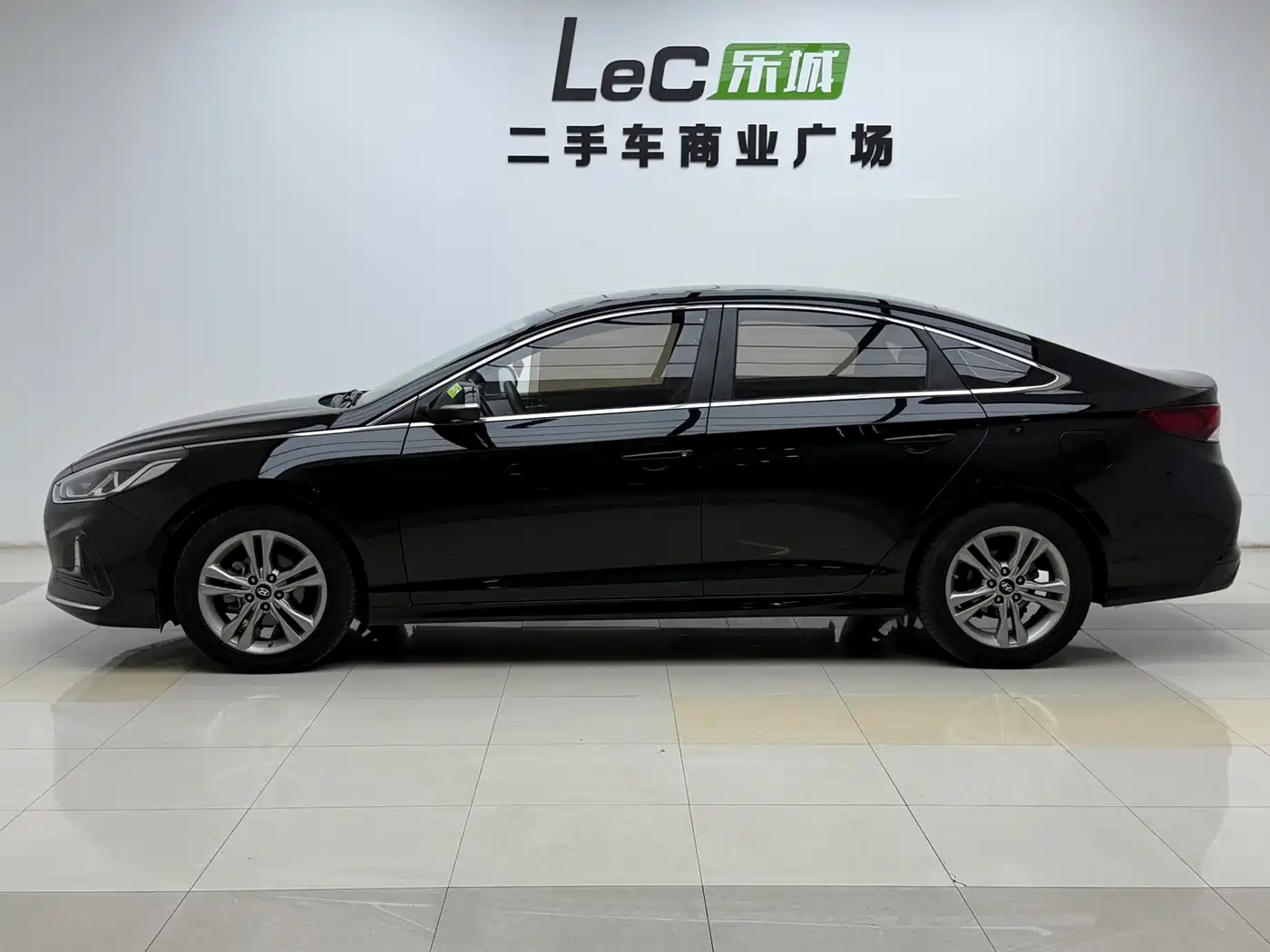 Hyundai Sonata 2017 2.0L GLS Smart фото 4