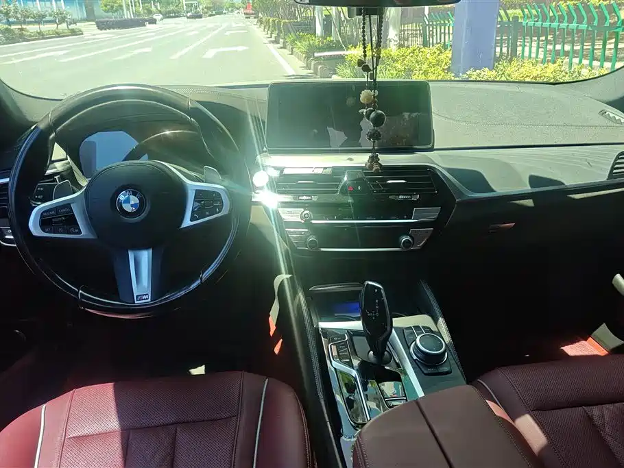 BMW 5 Series 2022 530Li Leading M Sport Package фото 12