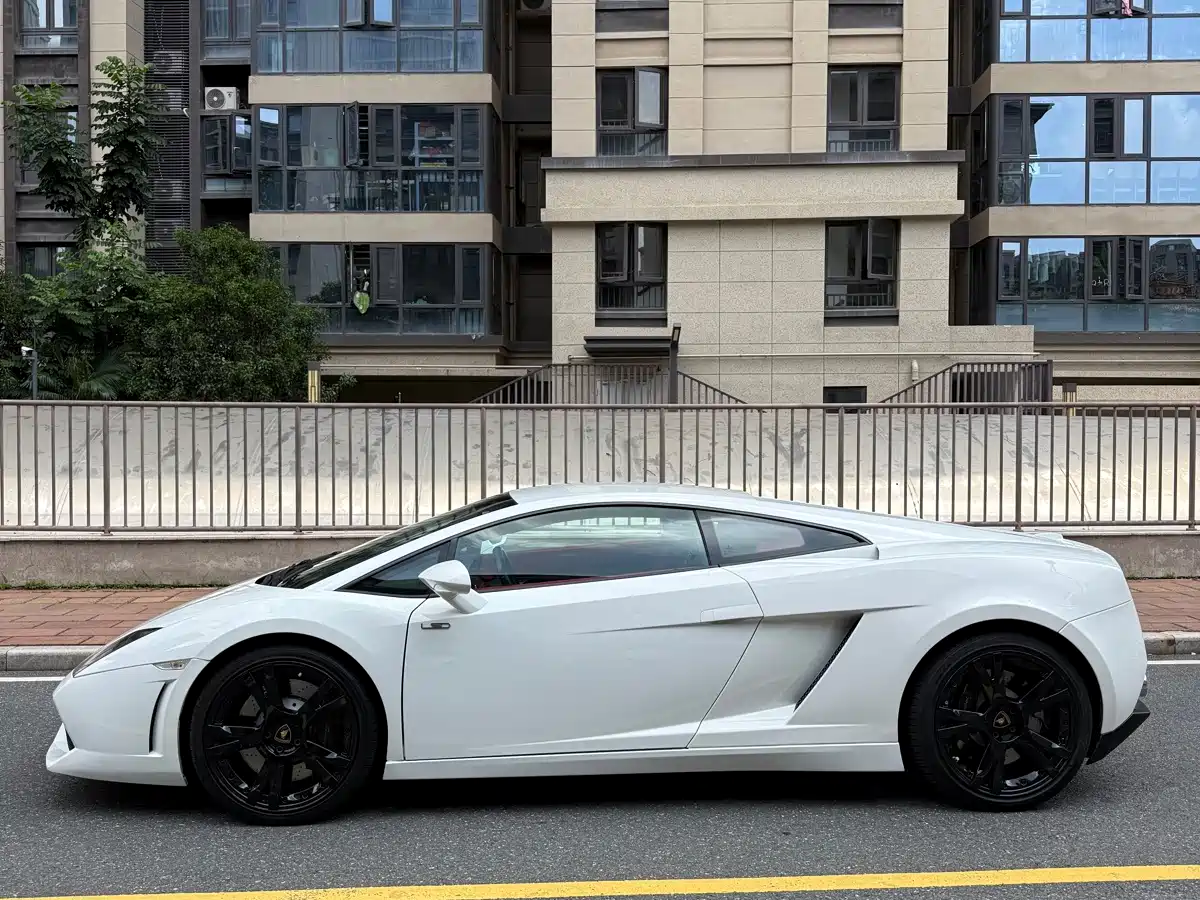 Lamborghini Gallardo 2009 2008 LP 560-4