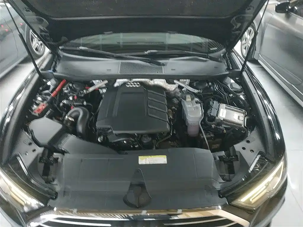 Audi A6L 2019 40 TFSI Luxury Dynamic фото 13