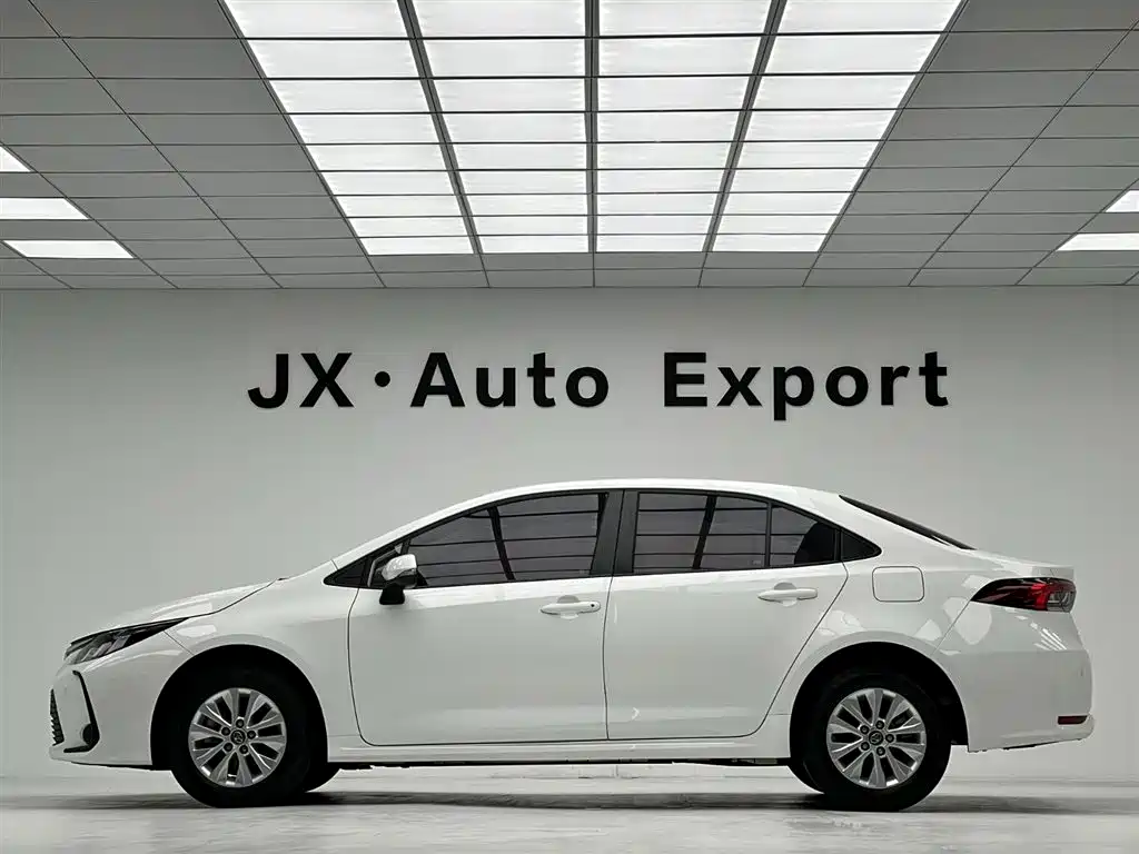 Toyota Corolla 2022 1.2T S-CVT Pioneer PLUS Edition фото 8