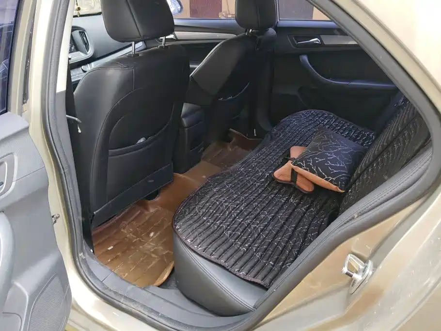Photo 11 - Roewe 360