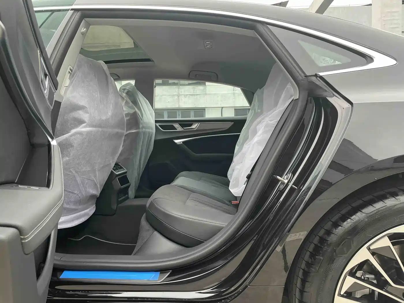 AUDI A7L