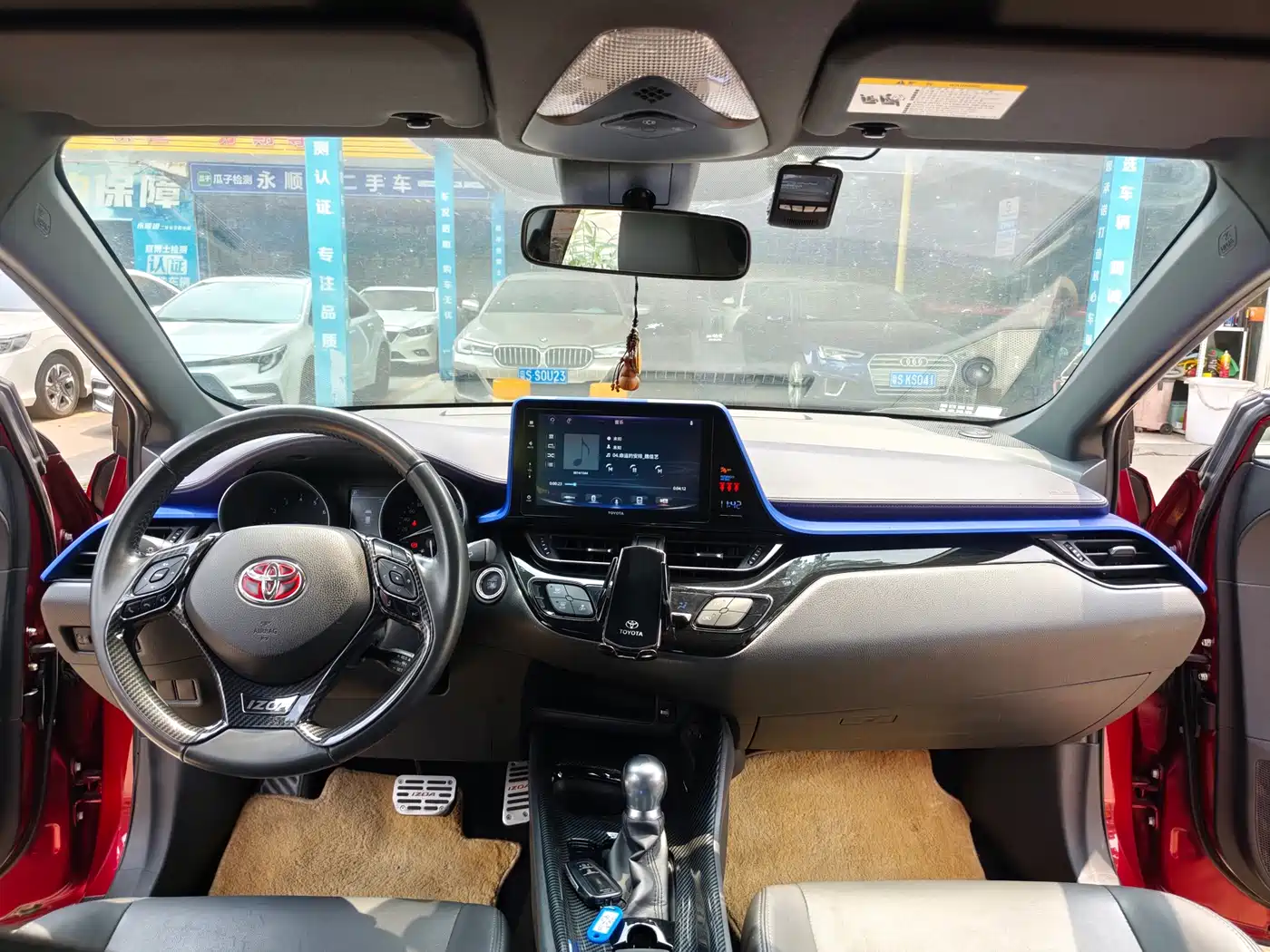 Toyota IZOA 2018 2.0L Yichi Edition China V фото 12