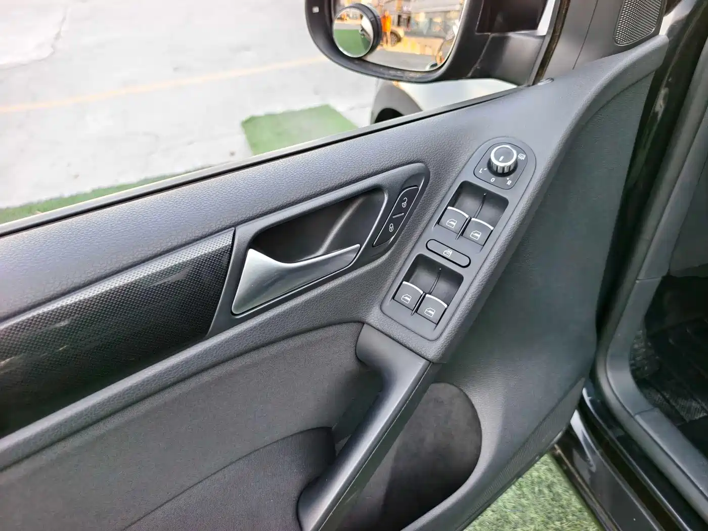 Volkswagen Golf 2011 1.4TSI Auto Comfort фото 9