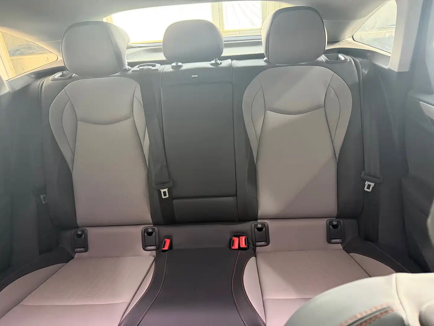 VOLKSWAGEN ID.7 VIZZION