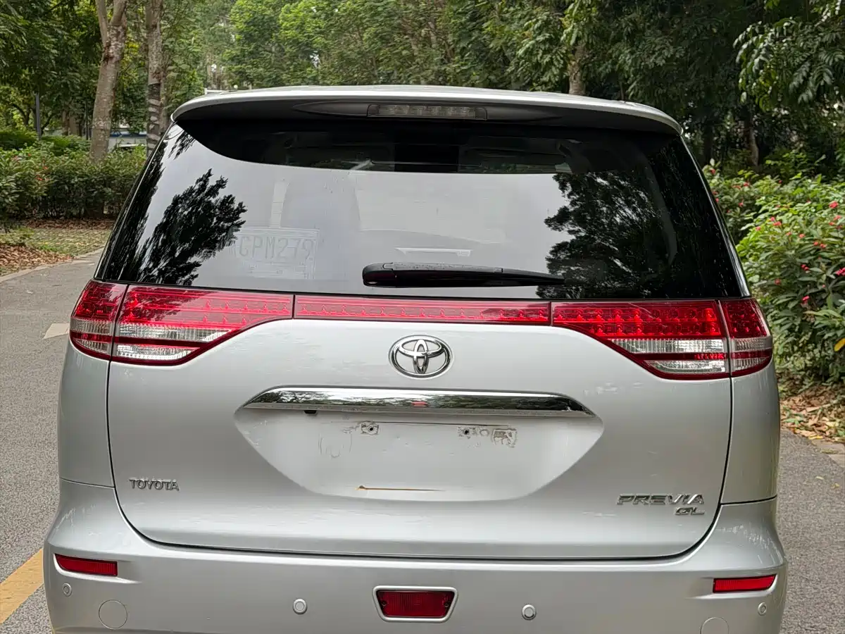 Toyota Previa 2006 Model 2.4L 7-Seater Luxury Edition фото 5