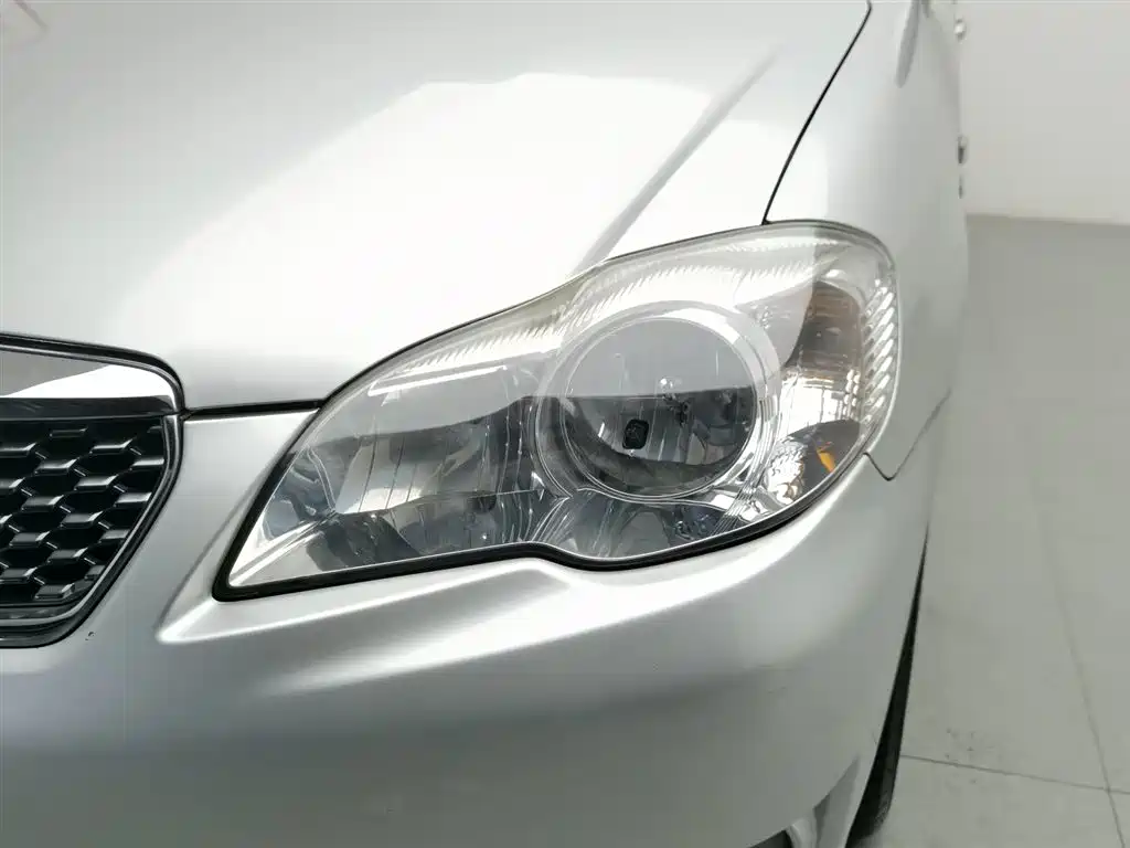 Toyota Corolla 2010 1.6L Manual Classic Edition фото 7