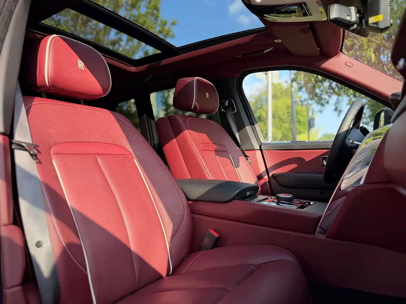 Rolls-Royce Cullinan 2019 2018 5-Seater Version
