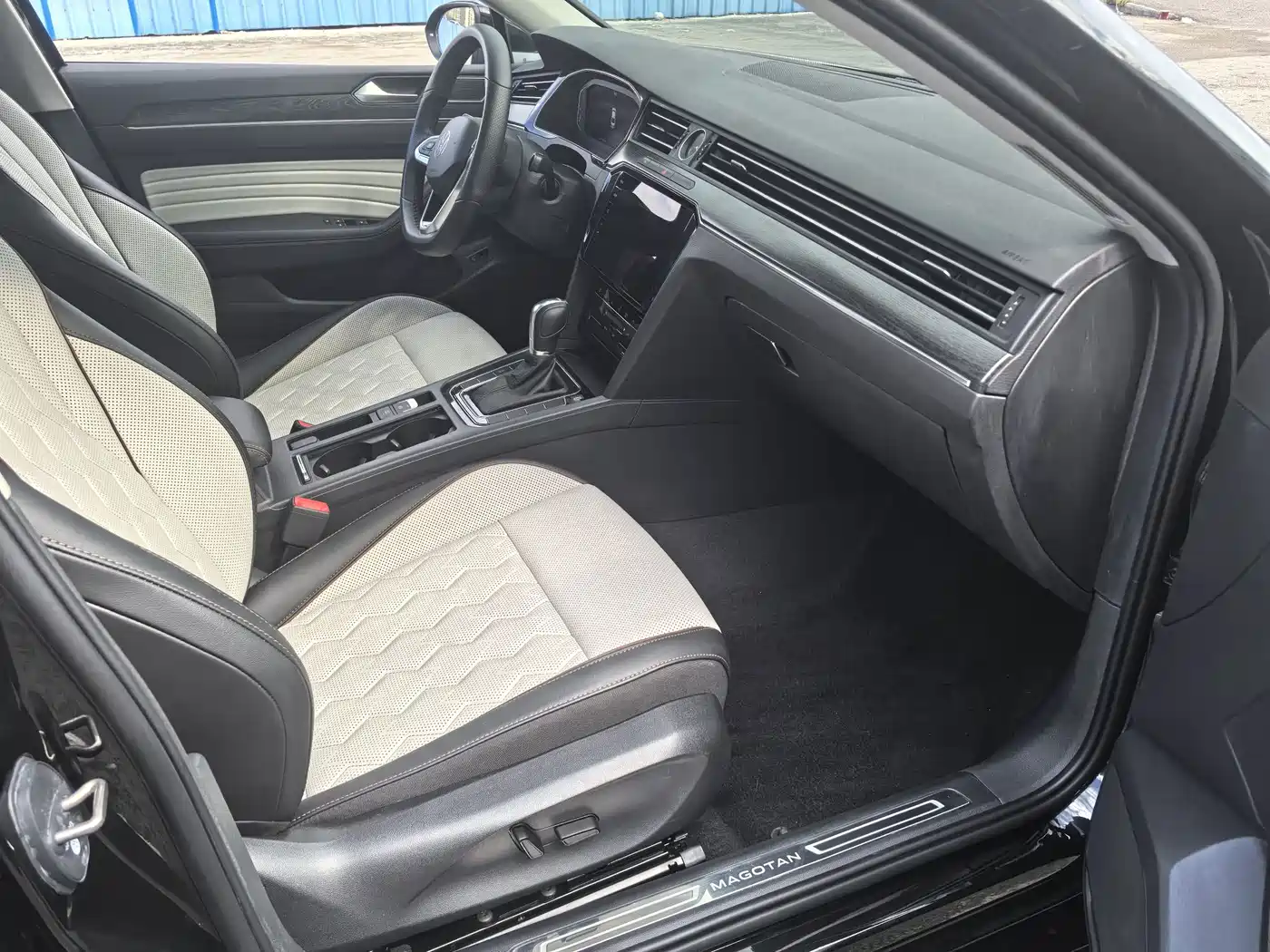 Volkswagen Magotan 2026 2026 Model 30 Million Special Selection 380TSI DSG Luxury