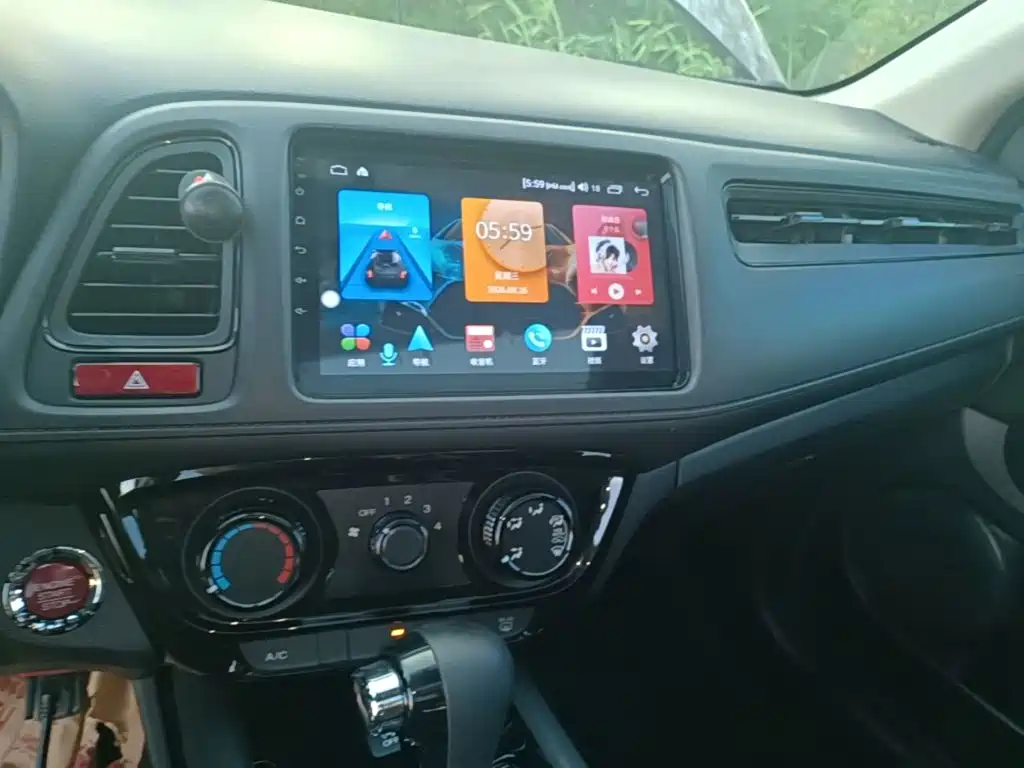 Photo 13 - Honda Vezel