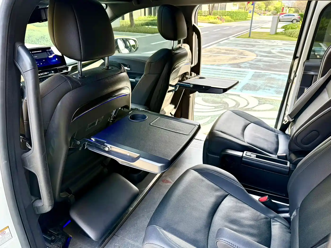 Toyota Sienna 2021 2.5L Hybrid Premium Edition фото 11