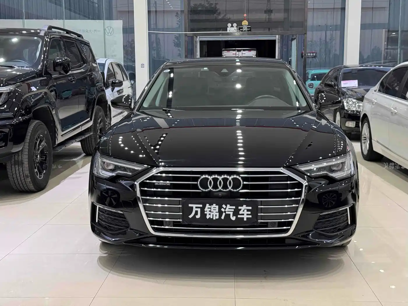 Фото 2 - Audi A6L