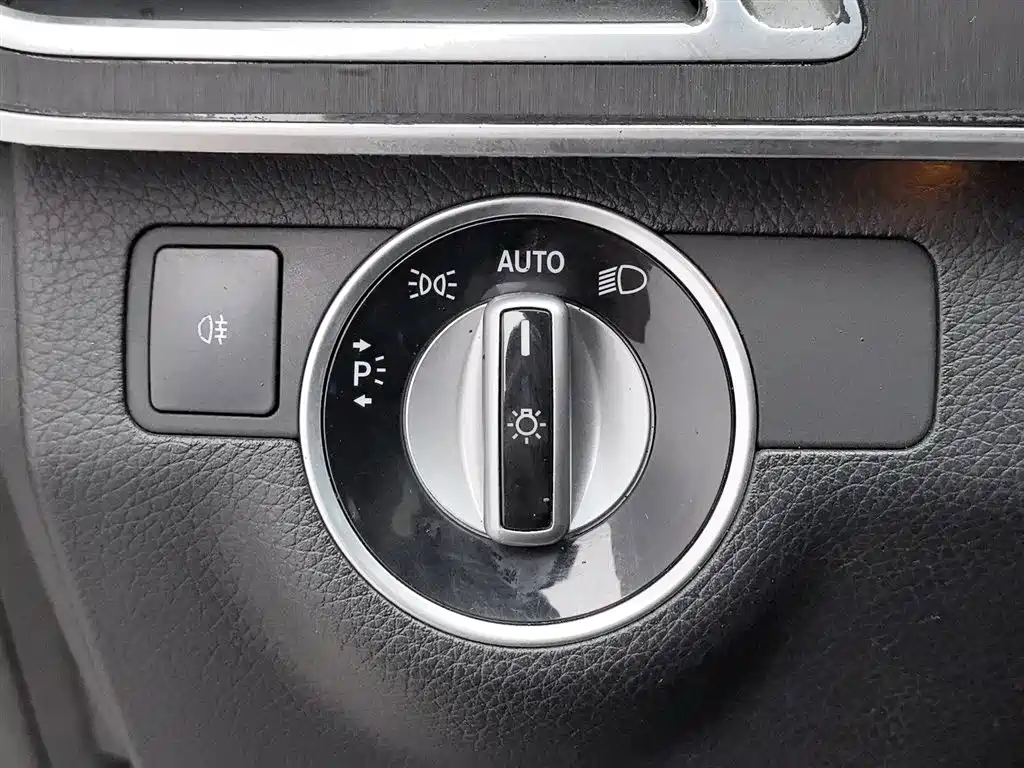 Mercedes-Benz E-Class 2015 Facelift E 260 L Sport фото 21
