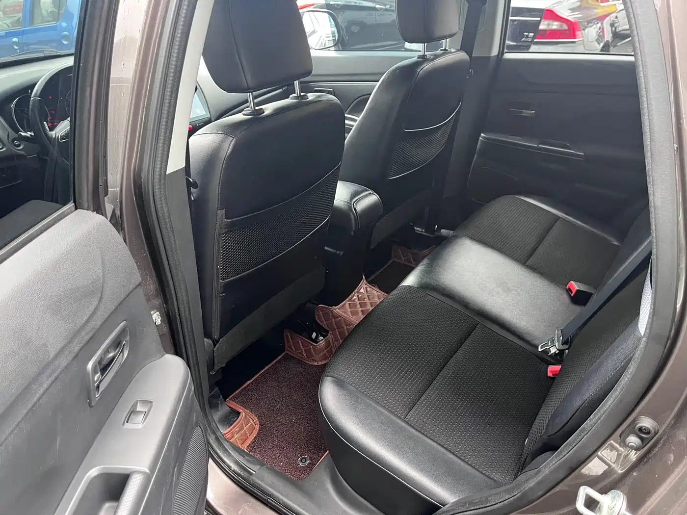 Peugeot 4008 (Import) 2013 2.0L 2WD Progressive фото 6